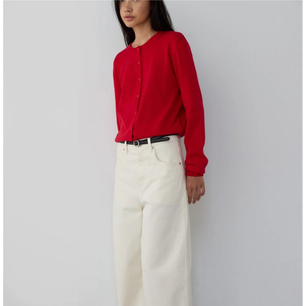 Red cardigan from oak and fort - Picture 2 of 4